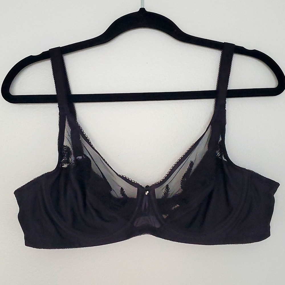 Beautiful lace detailed bra